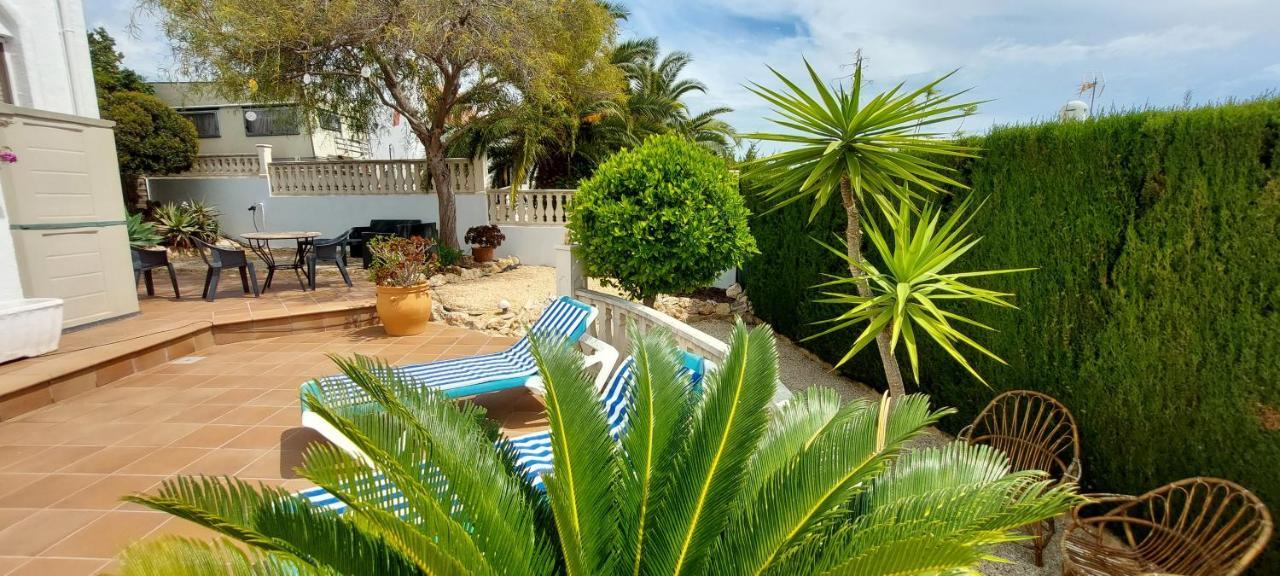 Villa Totalmente Independiente Con Piscina Comunitaria Калпе Екстериор снимка