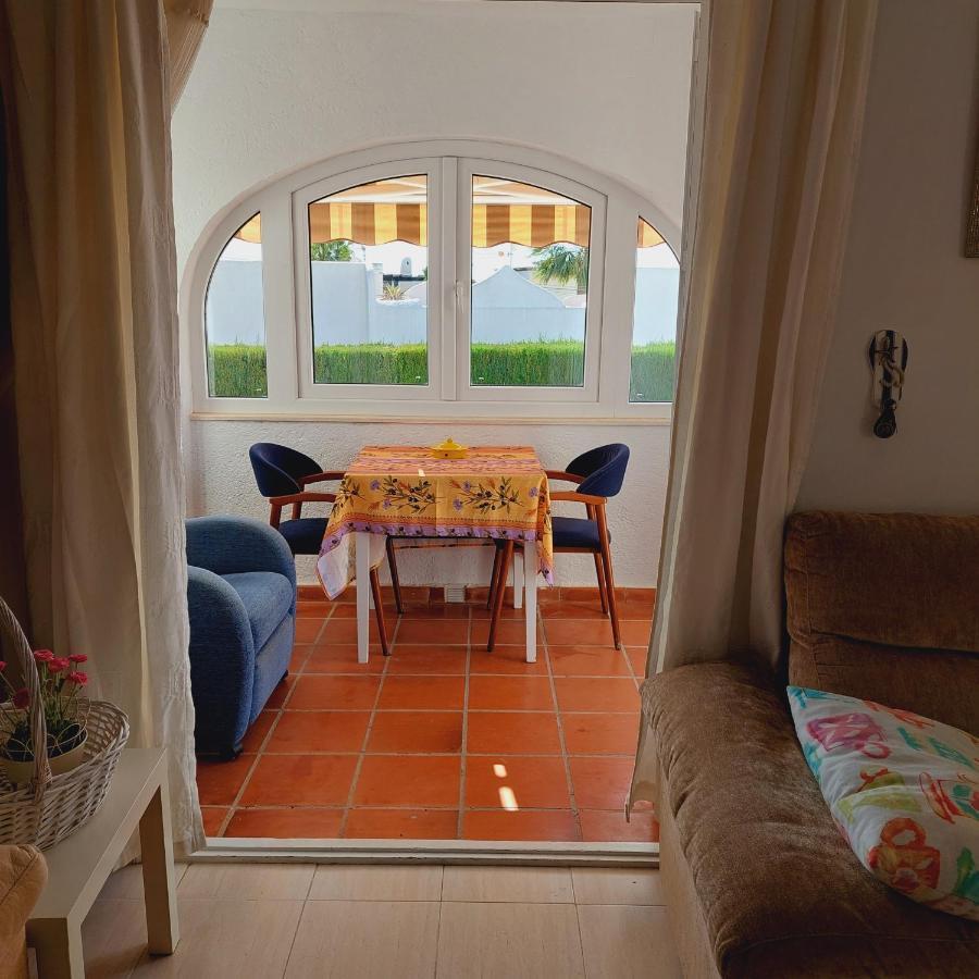 Villa Totalmente Independiente Con Piscina Comunitaria Калпе Екстериор снимка