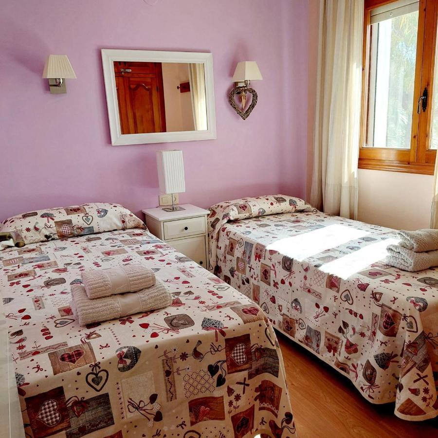 Villa Totalmente Independiente Con Piscina Comunitaria Калпе Екстериор снимка