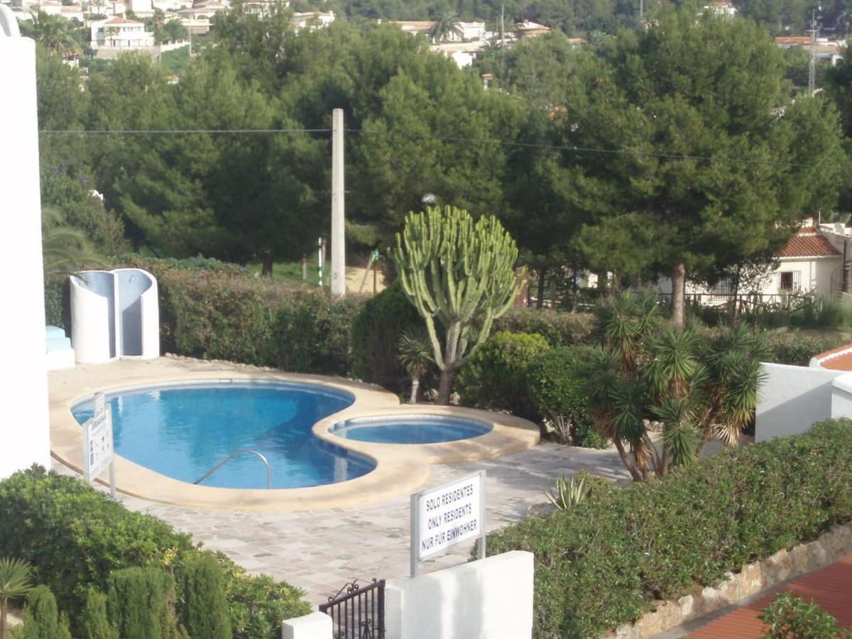 Villa Totalmente Independiente Con Piscina Comunitaria Калпе Екстериор снимка