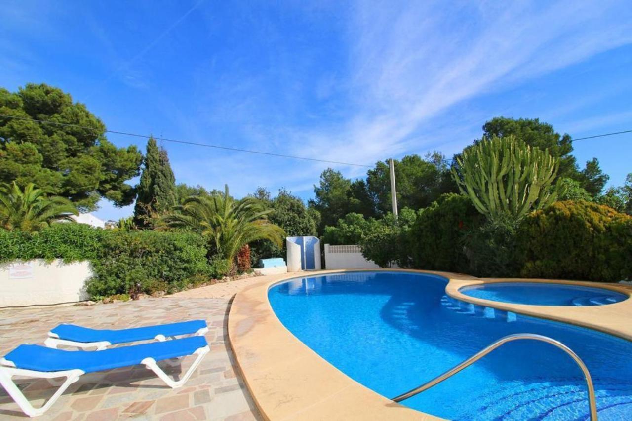 Villa Totalmente Independiente Con Piscina Comunitaria Калпе Екстериор снимка